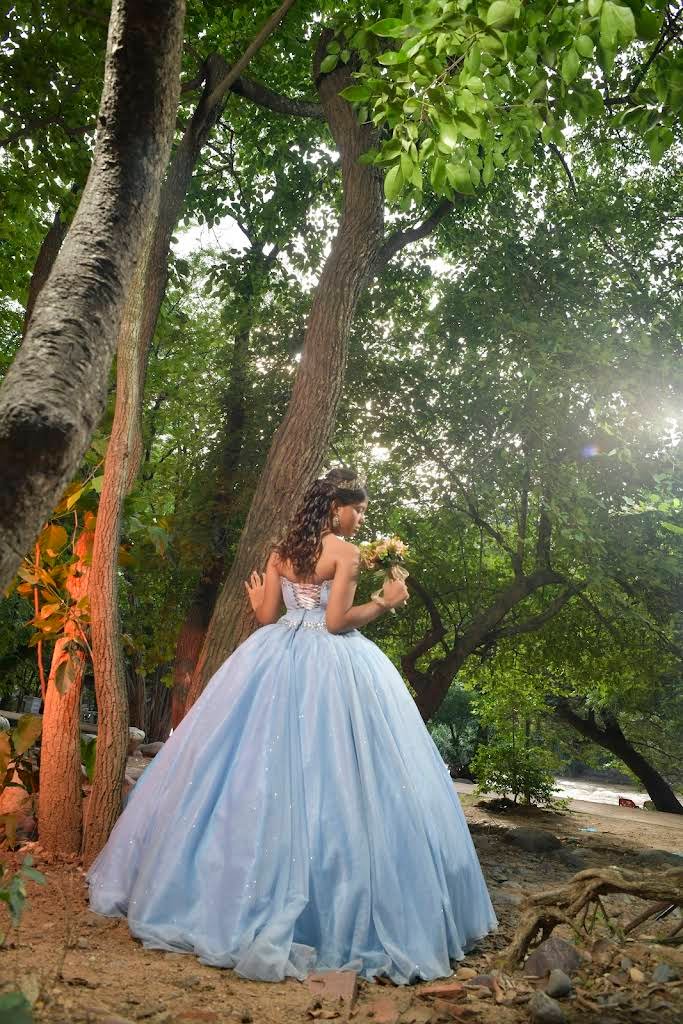 Fotos y Togas Estudio Digital para 15 quinces